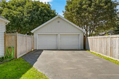 75 Knoll Street, Port Colborne, On L3k 5a7