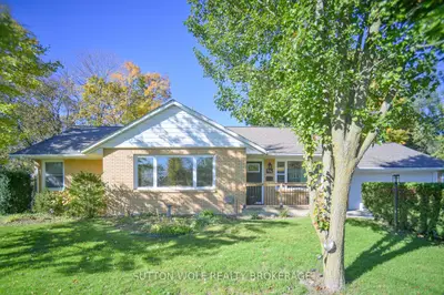 234 Carrie Street, Strathroy-caradoc, On N7g 3c8