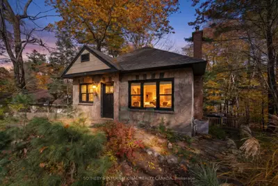 38 Joseph Street, Muskoka Lakes, On P0b 1j0