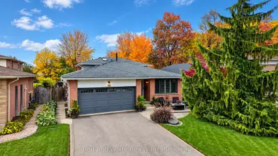 18 Cumberland Place, Kitchener, On N2n 2w1
