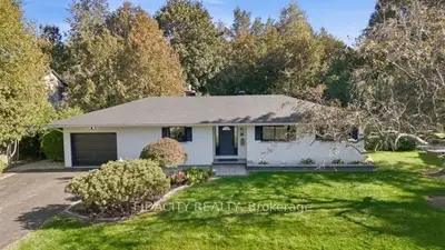 36 Beverly Street, Stittsville - Munster - Richmond, On K2s 0s2
