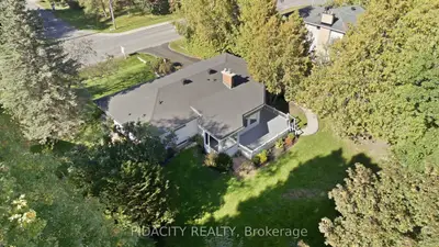 36 Beverly Street, Stittsville - Munster - Richmond, On K2s 0s2