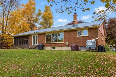 110 Queen Street, Grey Highlands, On N0c 1h0