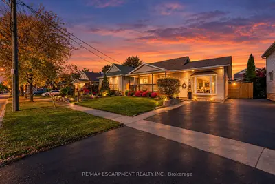 51 Russell Avenue, St. Catharines, On L2r 1v6