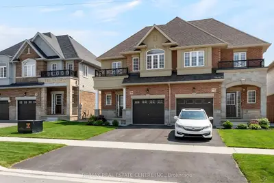 74 Bobolink Road, Hamilton, On L9a 2p5