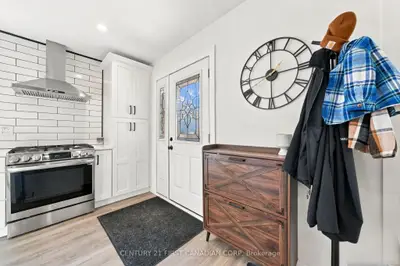 32 Brennan Drive, Strathroy-caradoc, On N7g 3s3