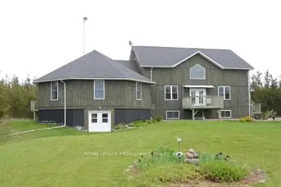 336 Sprague Road, Prince Edward County, On K0k 1w0