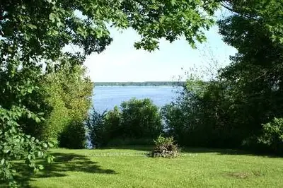 864 County 18 Road, Prince Edward County, On K0k 1p0