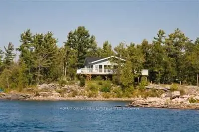 0 Loon Is Congor; B90, Georgian Bay, On P2a 2x2