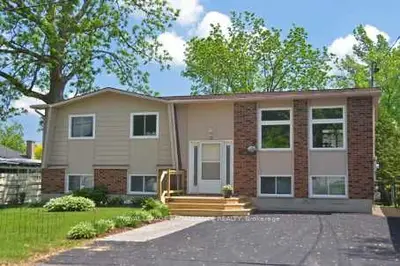 14 Broad Street, Prince Edward County, On K0k 2t0