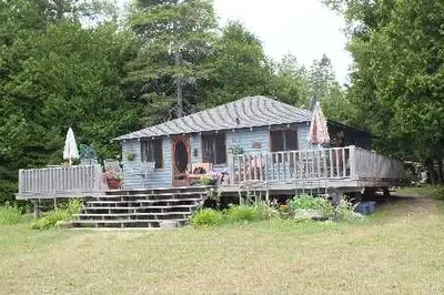531 Lakeshore Road S, Tehkummah, On P0p 2c0
