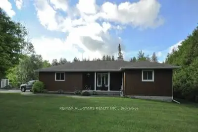 48 Farmstead Road, Kawartha Lakes, On K0m 2j0
