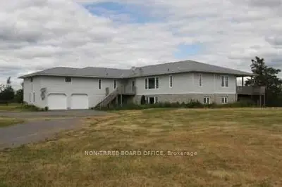 2675 Highway 49, Prince Edward County, On K0k 2t0
