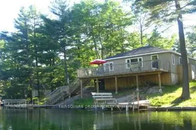 7877 Oakridge Drive, Out Of Area, On L0k 2b0