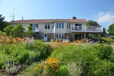 15825 Loyalist Parkway, Prince Edward County, On K0k 1g0