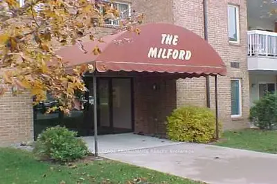 8 Talbot Street 217, Prince Edward County, On K0k 2t0