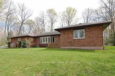 12 Stanley Drive, Kawartha Lakes, On K0m 1n0