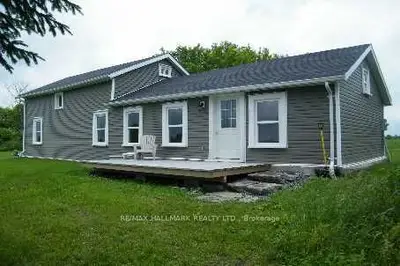 712 Water Road, Prince Edward County, On K0k 1w0