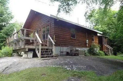 1040 English Circle, Highlands East, On K0m 1r0