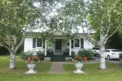 21 Wellington Street, Kawartha Lakes, On K0m 2w0