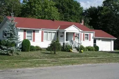 105 Nappadale Street, Kawartha Lakes, On K0m 2t0