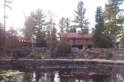 93-97 Lakewood Crescent, Kawartha Lakes, On K0m 1a0