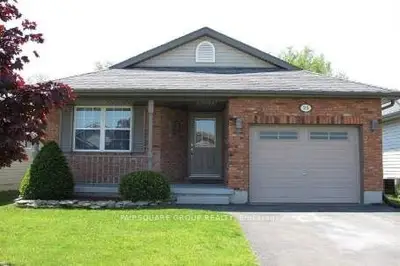 25 Peach Street, Tillsonburg, On N4g 5n6
