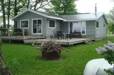 2971c County Rd 13 Road, Prince Edward County, On K0k 2t0