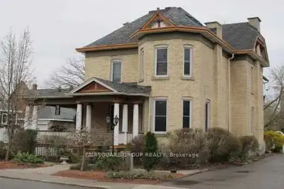 372 Hunter Street, Woodstock, On N4s 4g2