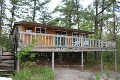 3046 Go Home Lake Shore, Georgian Bay, On P0c 1h0