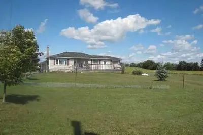 1964b County Rd. 1, Prince Edward County, On K0k 1g0