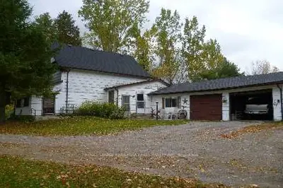 14 Distillery Street, Kawartha Lakes, On K0l 2w0