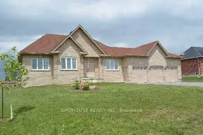 26 Meadow Drive, Kawartha Lakes, On K9v 0a8