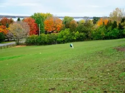 194 Old Orchard Road, Prince Edward County, On K0k 1l0