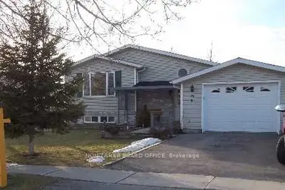 15 First Avenue, Prince Edward County, On K0k 3l0