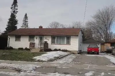 24 Pottinger Street, Kawartha Lakes, On K9v 3x4