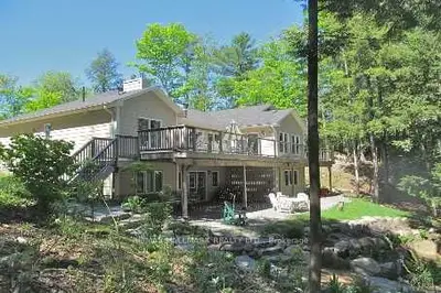 2828 Muskoka Rd 118w Road 2, Muskoka Lakes, On P0b 1j0