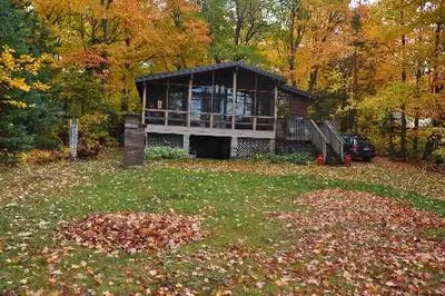 230 South Seguin Estates Road, Mcmurrich/monteith, On P2a 2w9