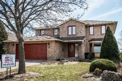 Detached in Guelph