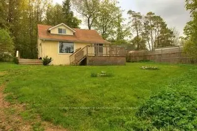 22 Birchcliff Avenue, Kawartha Lakes, On K0m 1a0