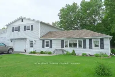 657 Highway 49, Prince Edward County, On K0k 2t0