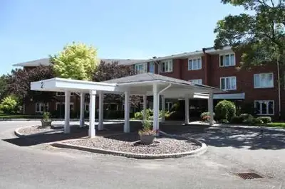 2 Heritage Way 102, Kawartha Lakes, On K9v 5p5