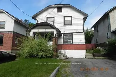 462 Reid Street Room 5, Peterborough, On K9h 4g8