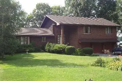 12598 Loyalist Parkway Parkway, Prince Edward County, On K0k 2t0
