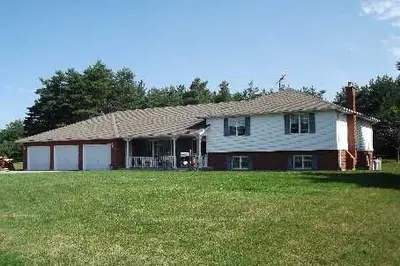 17 Royal Estate Drive, Kawartha Lakes, On L0a 1k0