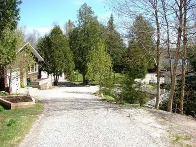 23 Button Road, Unorganized Townships, On P0h 2k0