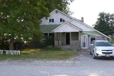 6 James Street, Lansdowne Village, On K0e 1l0