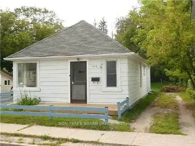 Detached in Barrie