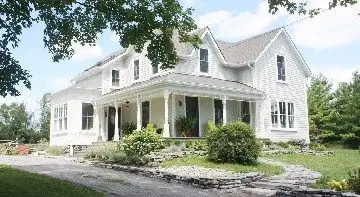 738 Lakeside Drive, Prince Edward County, On K0k 1t0