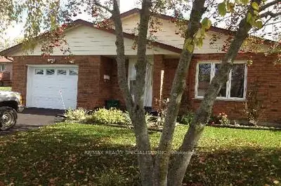 2 Richardson Court, Kawartha Lakes, On K9v 5w3
